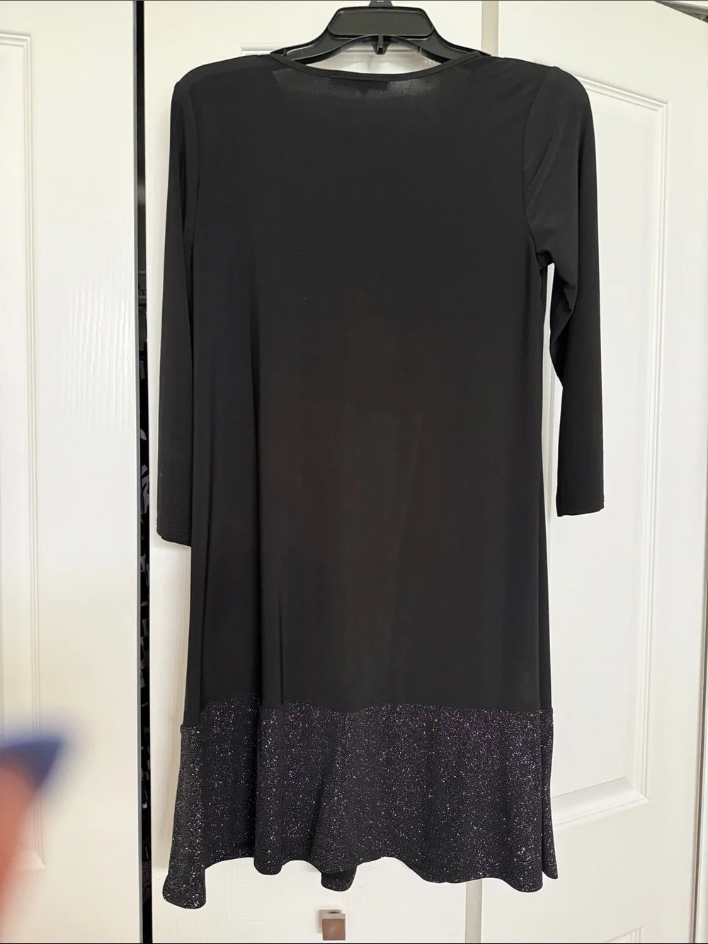 N/A elegant black